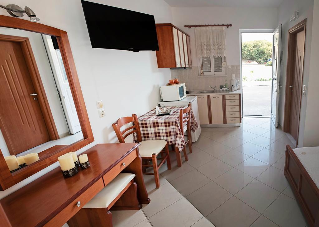 Nephele Apartments Faliraki Eksteriør bilde