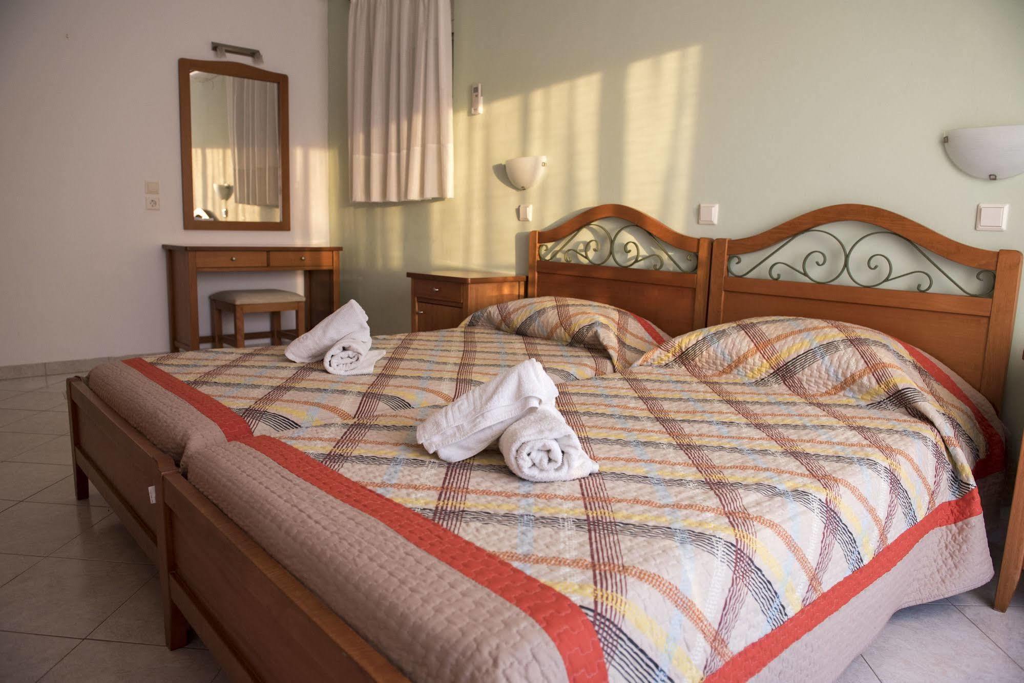 Nephele Apartments Faliraki Eksteriør bilde